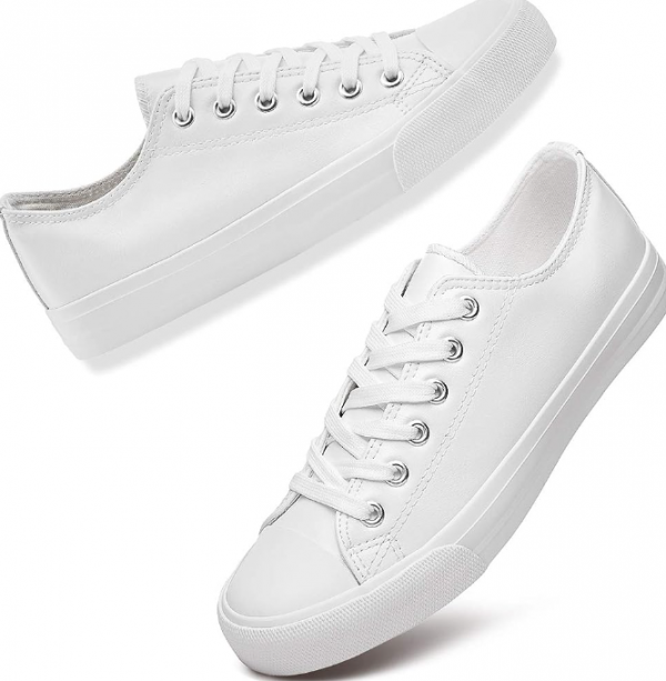 Kanvas dengan Sentuhan Kulit Sintetis